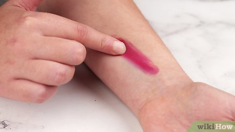 初心者さんでも簡単！水性ペイントで簡単な切り傷メイクに挑戦！ハロウィンで大活躍間違いなし