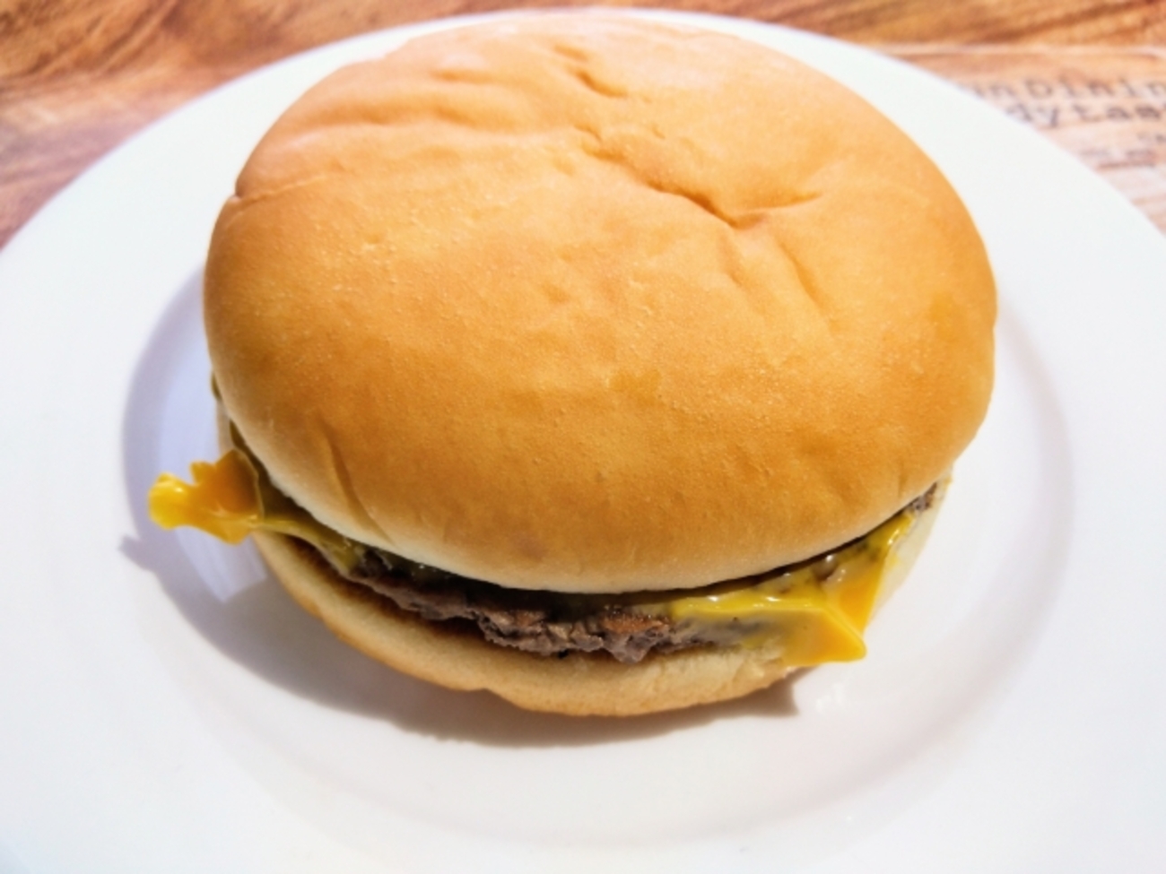 妊婦にもおすすめのマクドナルドバーガーランキングBEST11！どれなら食べても大丈夫？つわりでも食べやすい・体に悪くないメニュー一覧！LIFE