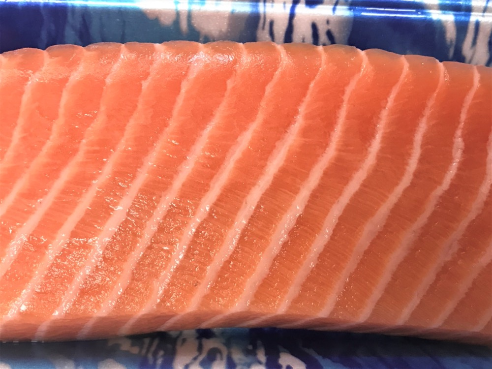 アニサキスの見つけ方と除去や対策や予防 - YouTube