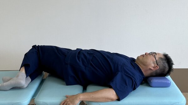 うつ伏せ寝のメリット・デメリットは？大人が寝ると危険？睡眠効果について解説コラム日本橋西川