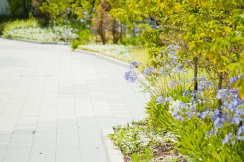 エクステリア・外構工事を始めるのに資格は必要