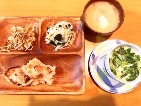 楽天市場10月2日〜27日 P10倍 ココット風 電子レンジ 用 鍋 1.6L ライザップ RIZAP 時短 で ハッピー 共同開発 レシピ 付きなべ ザル 付き レンジ調理電子レンジ調理器 電子レンジ調理機 電子レンジ調理器具 調理器具 ダイエット トレーニング 一人暮らし 食事