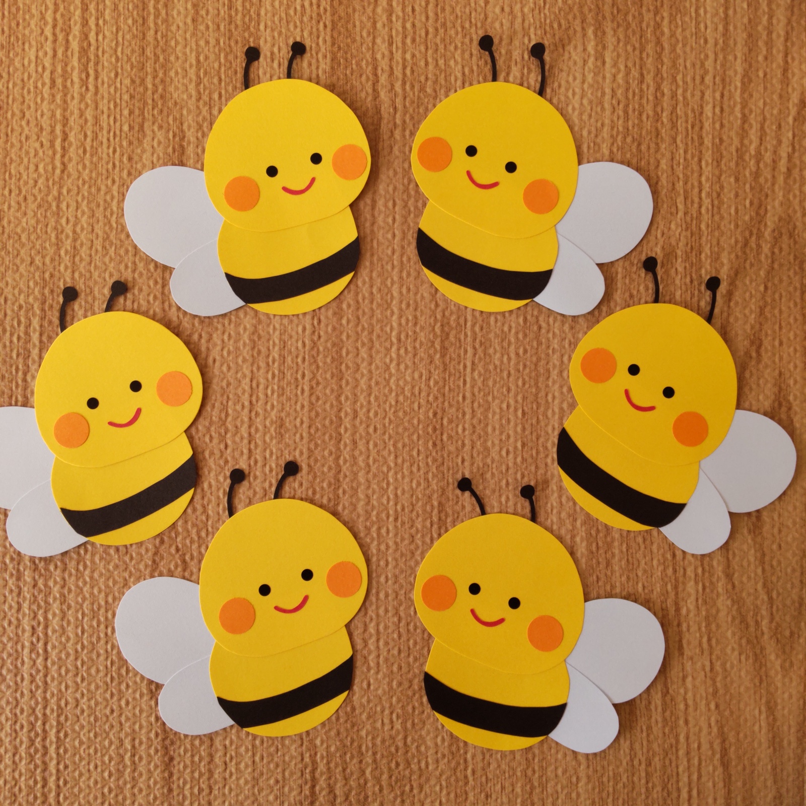 Amazon.co.jp: はち ハチ 蜂 みつばち ミツバチ 春 3月 4月 製作 製作キット 保育 壁面 : おもちゃ