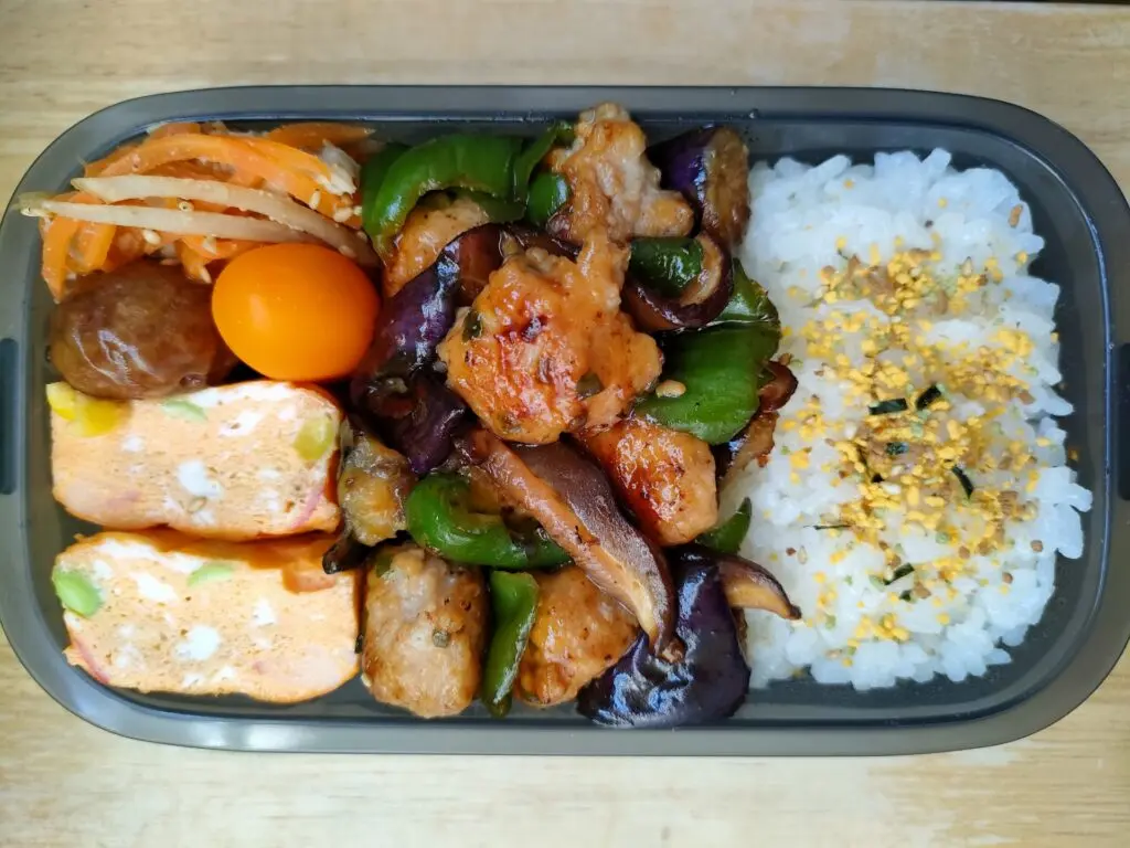 高齢者の宅配弁当の代わりにオススメ！冷凍おかずセット試してみたレビュー - ぜんぶにわか