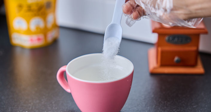 電子レンジの最強掃除方法！ニオイも汚れもすっきり 簡単そうじ 専業主夫 極主夫道 - YouTube