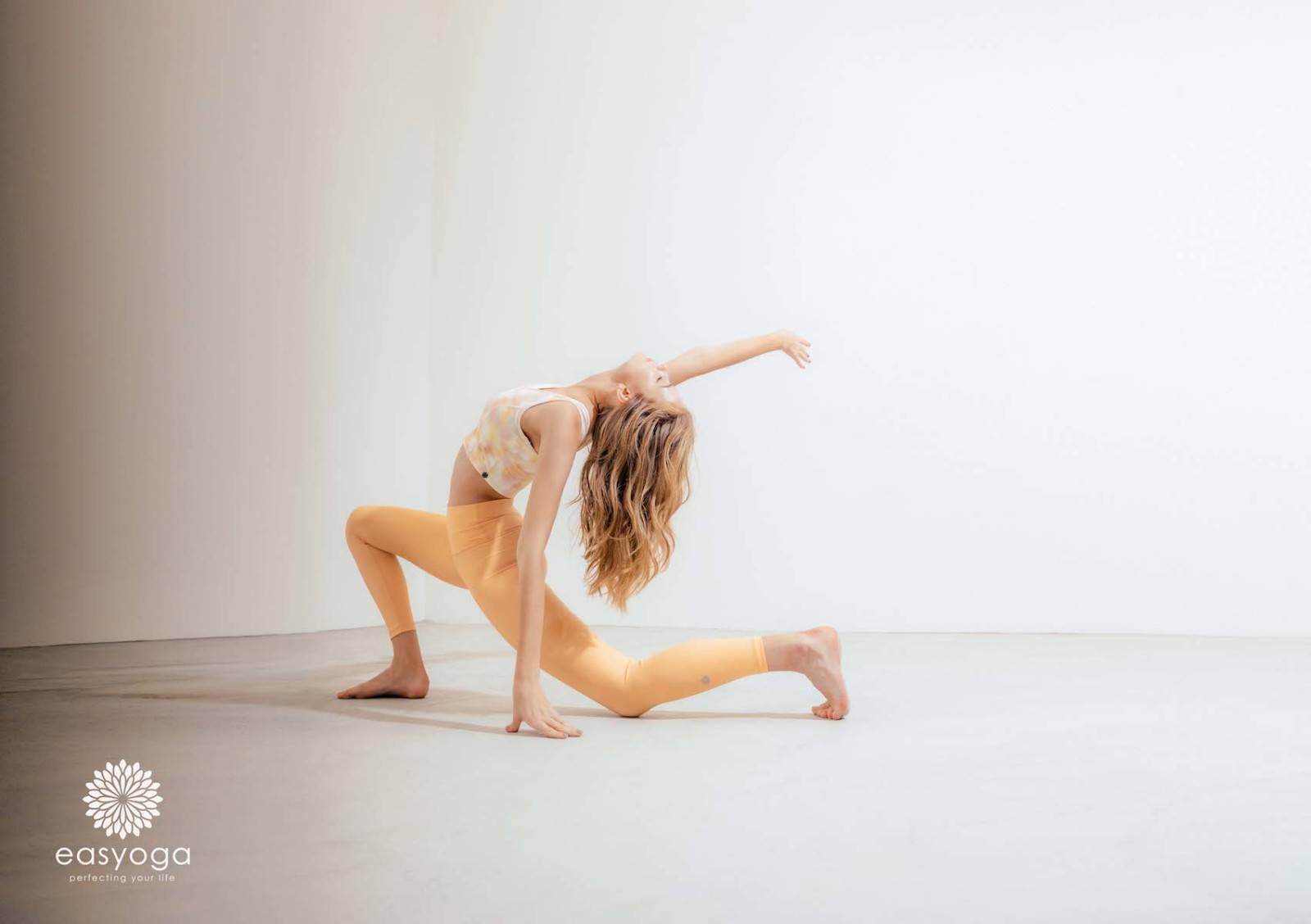 楽天市場 ヨガウェア レディース 上下 2点セット トップス レギンス セットアップ バイカラー おしゃれ かわいい 半袖 クロスバンド 無地シンプル 速乾性 伸縮性 薄手 運動着 ヨガトップス ヨガパンツ ハイウエスト ホットヨガ ピラティス フィットネス スポーツ