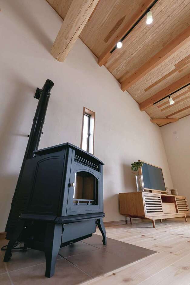 薪ストーブ暖炉静かなメンテナンス家中に暖かい空気を分散あなたの家の