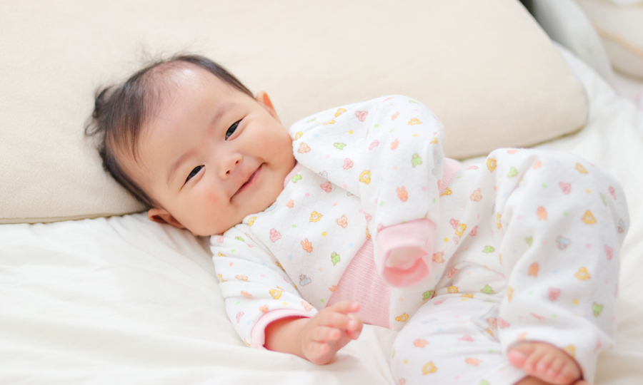 Nitaw 6重ガーゼ スリーパー ベビーパジャマ 通気 寝冷え防止 汗を吸収する 赤ちゃん寝袋 夏冬 冷暖房 ボタン開閉式S 40*60cm ,ストロベリースリーパー 赤ちゃん 6重ガーゼ キッズ ベビー 新生児 コットン 綿100 子供 お昼寝 出産祝い パジャマ 春 夏 秋 冬