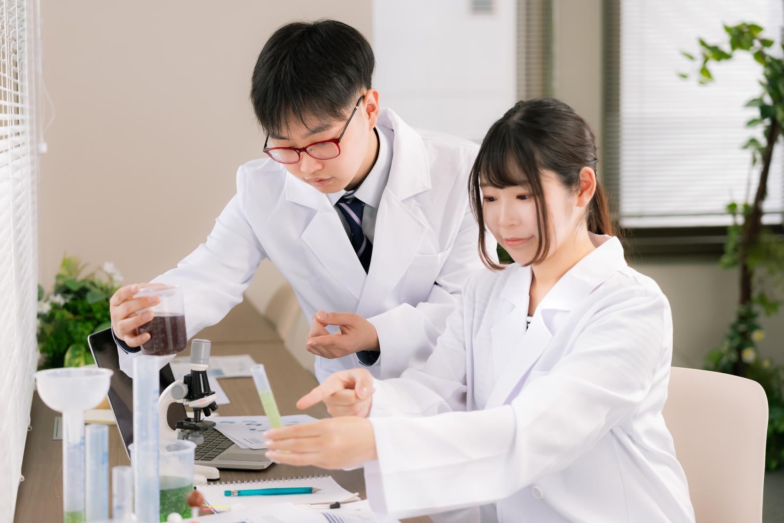 白衣 女性 女性用、診察衣ドクターコート白衣 長袖レディース 女子 レディス 実験衣 医師用白衣 薬剤師 実習衣 ドクター 理科の先生の白衣栄養士 検査着 71-231白衣 女性ドクター診察衣白衣 ブルー 長袖ダブル型白衣 女性 女子 レディース レディス 白衣 実験衣