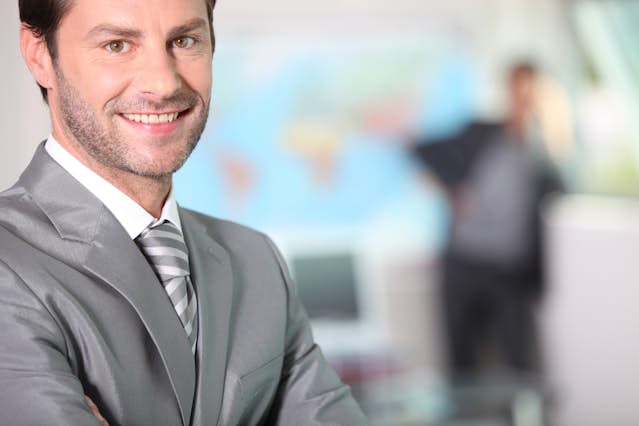 手と腕の組み方から見る性格診断 - 泣いて笑って手をつなぐ