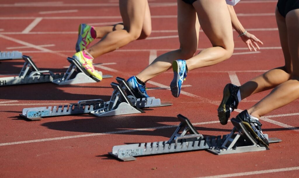 筋肉質の女性の特徴おすすめのダイエット法や筋トレの注意点- パーソナルトレーニングジム・ダイエットジム 24 7ワークアウト