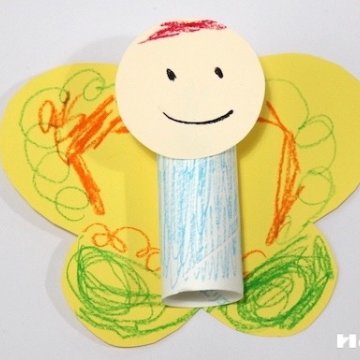 紙皿でハチ製作🐝紙皿で作るハチの製作です。なぐり書きやたんぽで色をつけて楽しく作れますよ♪準備するもの・紙皿 ・たんぽ ・絵の具 黄・クレヨン ・ハチの顔、羽 他にも製作を投稿中✂ → @hoiku_omamoriほいくのおまもり5月製作乳児製作0歳児0