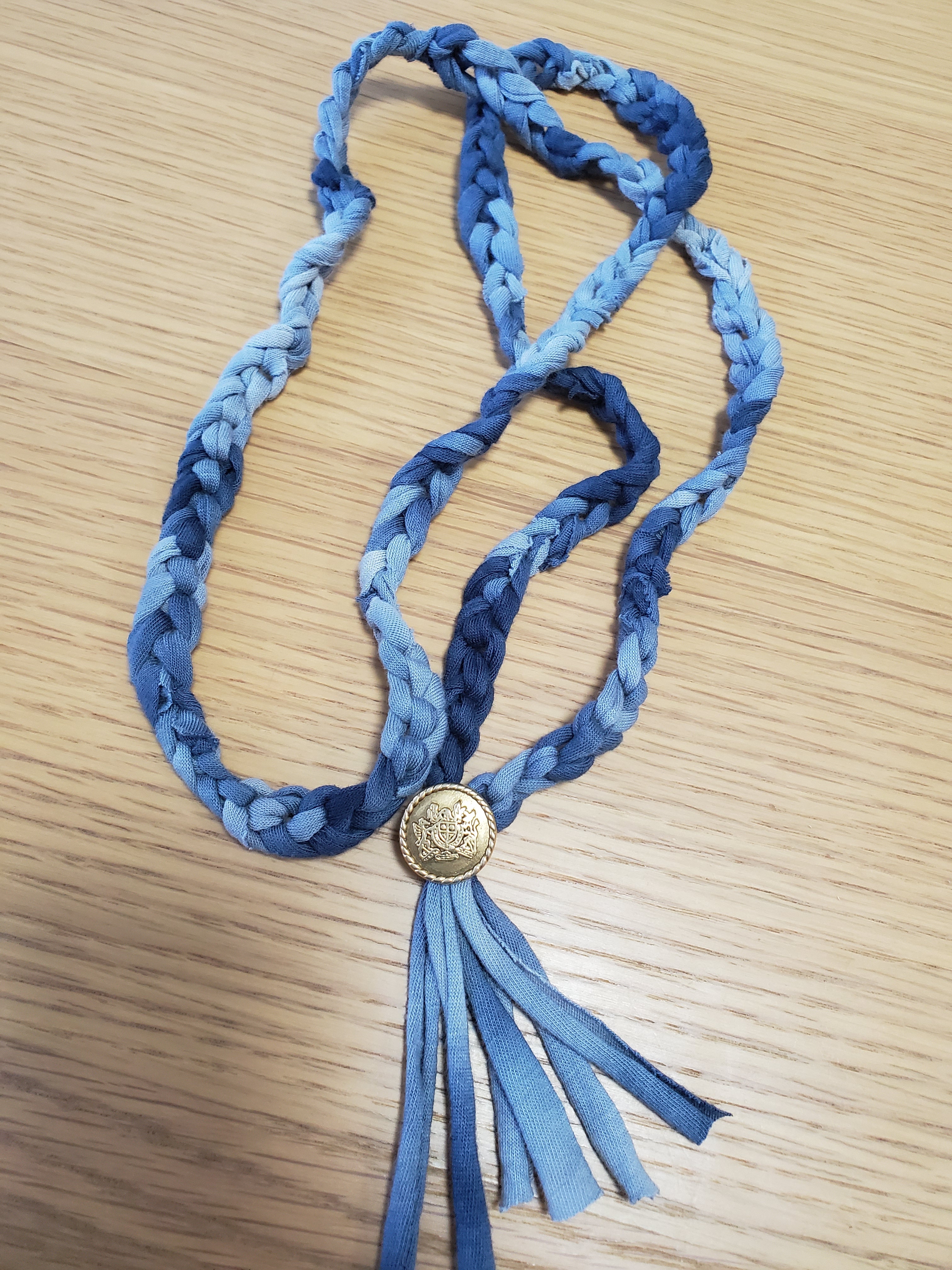 ダイソー この手があった！ゴム紐で作る「授乳ストラップ」が超便利！作り方は