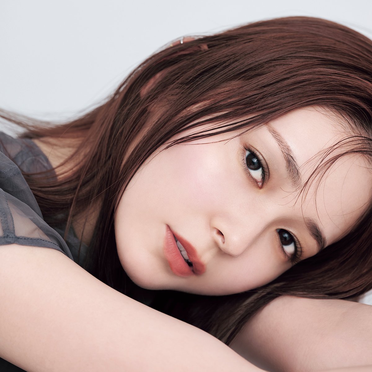 キャンメイク・CEZANNE・rom&ndのハイライト・シェーディングを使った口コミ - ＼ 平たい顔さん向けメイクby ぽん 敏感肌LIPS