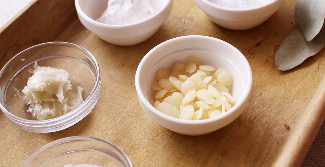 ミツロウバーム作りとハンドリフレクソロジーでトラブル知らずの身体に ルーシーのおいしい暮らしGardenStoryガーデンストーリー