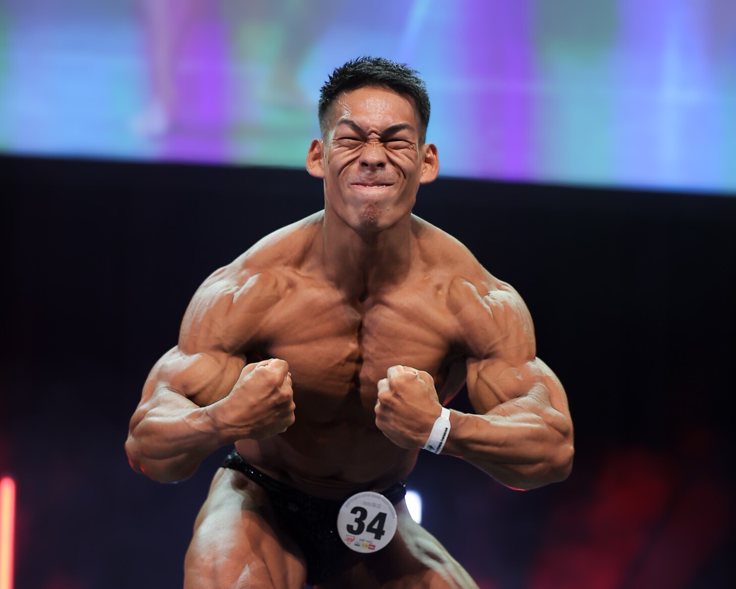 高3男子、腕の筋肉評価してほしいです。180cm、70kg -- Yahoo!知恵袋