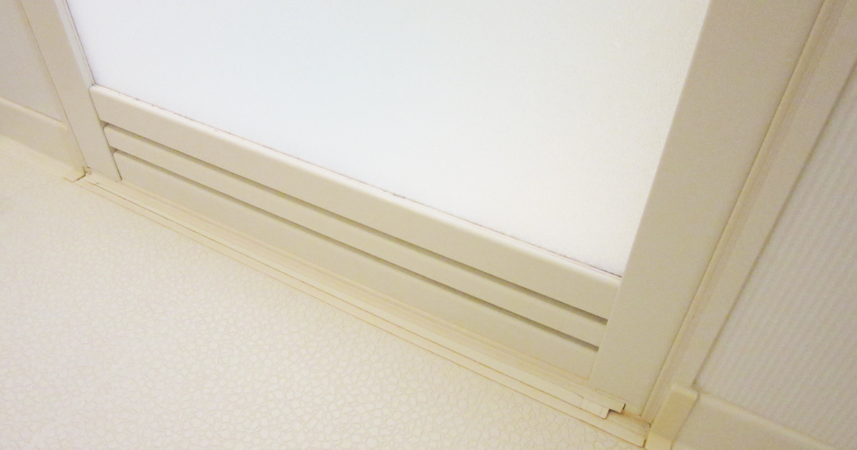 カビ カビ取り カビ取り侍 ジェルタイプ 200gカビ取りジェルでお風呂の壁や天井のゴムパッキン・コーキング、浴室のタイル目地、窓サッシのパッキンに生えた黒カビ 赤カビを強力に除去する業務用クラスのカビ取り剤 簡単に掃除ができる洗剤クリーナー KZ-J200純閃堂楽天市場店