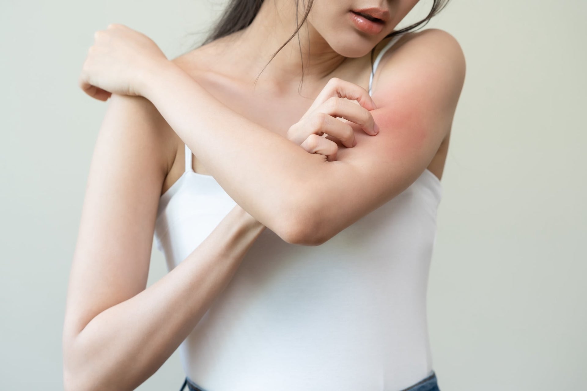 押入れ・クローゼットの効果的なダニ対策！衣装ケースの対処法も - ダニ捕りドットコム