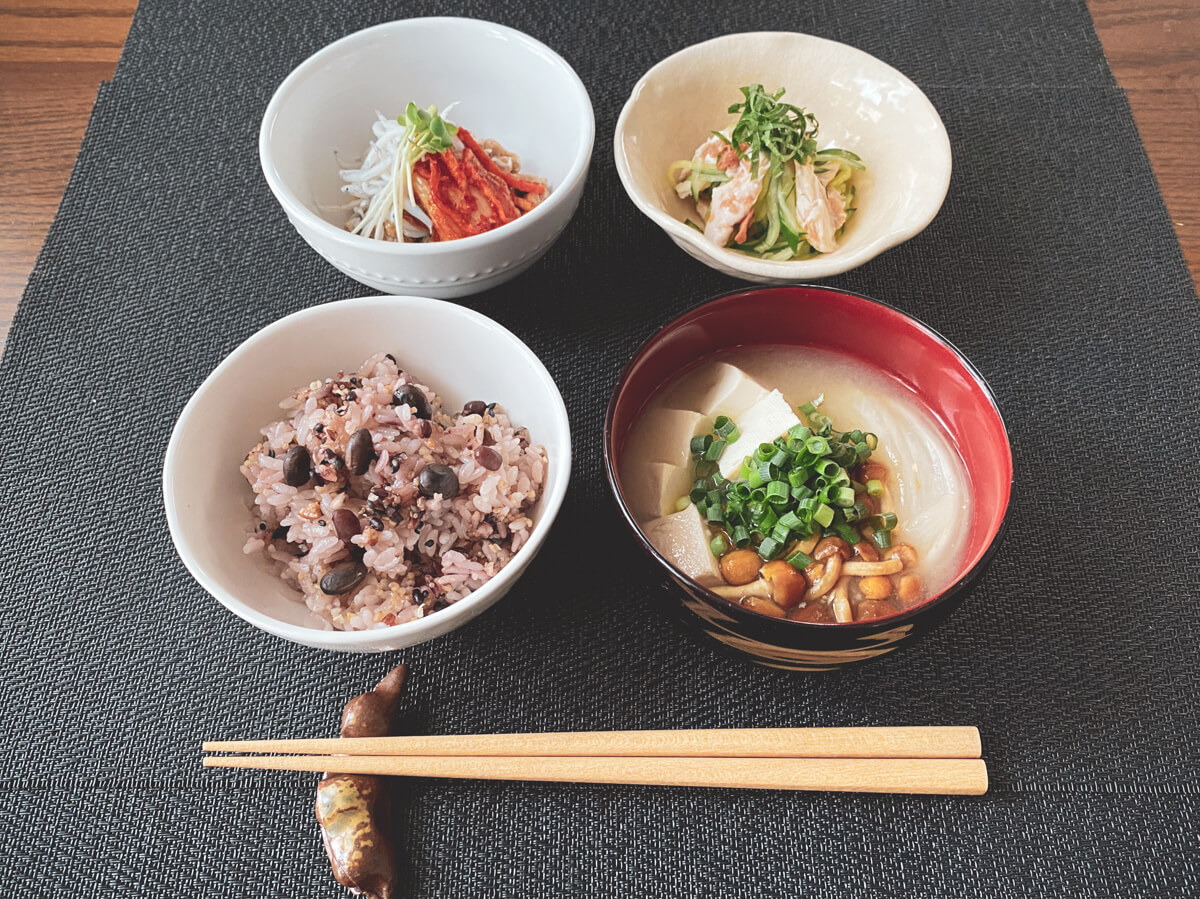 ダイエット中の朝ごはんおすすめ10選！朝ごはんを食べるメリットや目的別メニュー - Wellulu