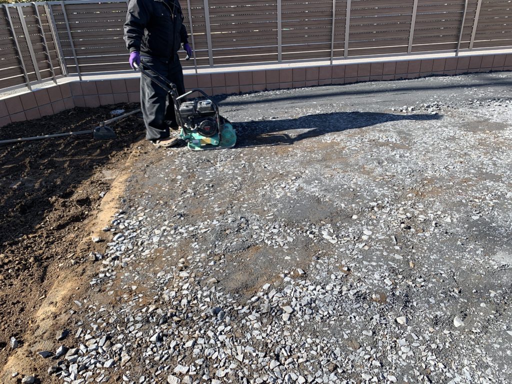 DIYでできる庭の砂利の敷き方について解説します