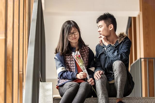 後日値上げ※ ポーズ集 肩を抱く10SET - CLIP STUDIO ASSETS