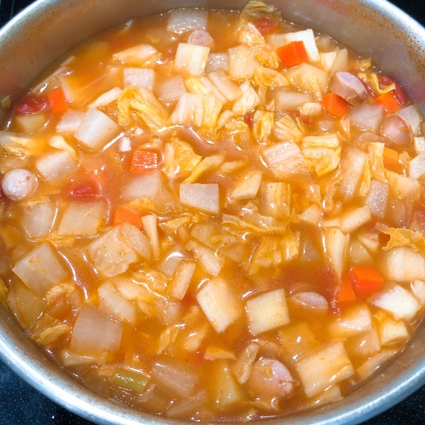 ダイエット中におすすめ！セロリスープのレシピ12選 - macaroni