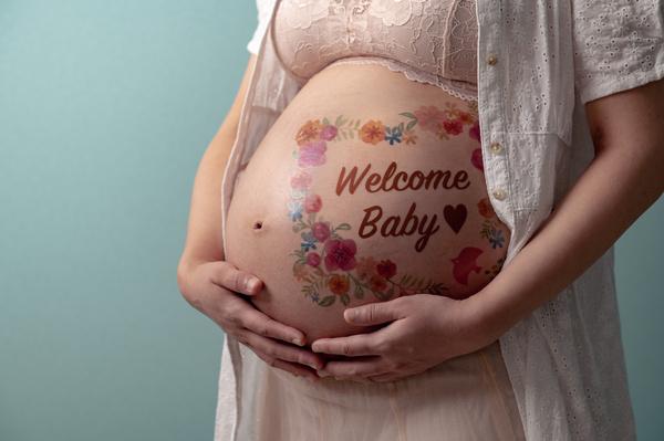 臨月の想像と現実の違い 体の中の変化を描いたイラストに共感の声 - ライブドアニュース