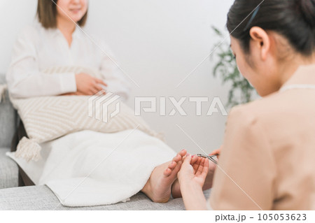 一年中フットネイルでモチベーションアップ♪ 西麻布南青山ネイルサロン西麻布 広尾 南青山 ネイルサロン G-beautyお爪の健康を第一に考えたワンランク上のエレガントなお手元に