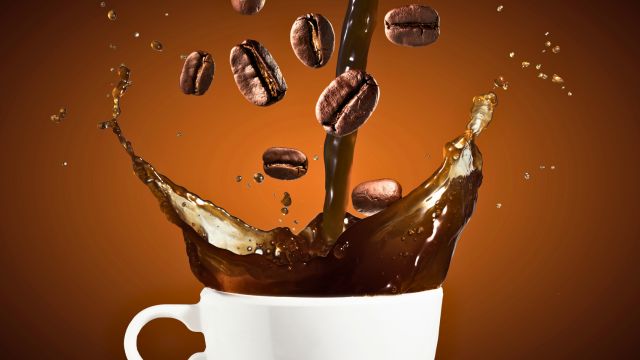 種類別 飲み物をこぼすスピリチュアルな意味！お茶やコーヒーなどの場合は？シャイン・レオン