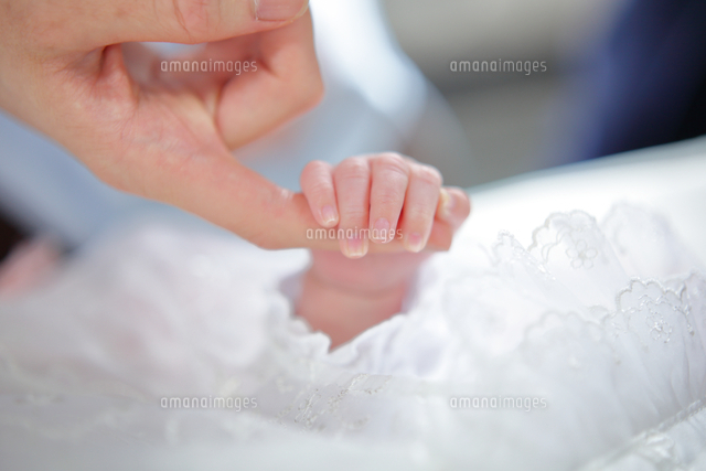 原始反射はいつまで？赤ちゃんの代表的な原始反射の種類と消失時期の目安を解説たまごだるま TamagoDaruma