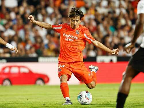 久保建英、相棒が出場停止の“痛手”も好相性のメンデス復帰で得点に期待 スペイン紙がスタメン予想 ラ・リーガサッカースポーツブルスポブル