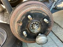 走行中オイルが焼ける臭い？オイル漏れを疑うべき症状とは？ - MHO ENGINEERING