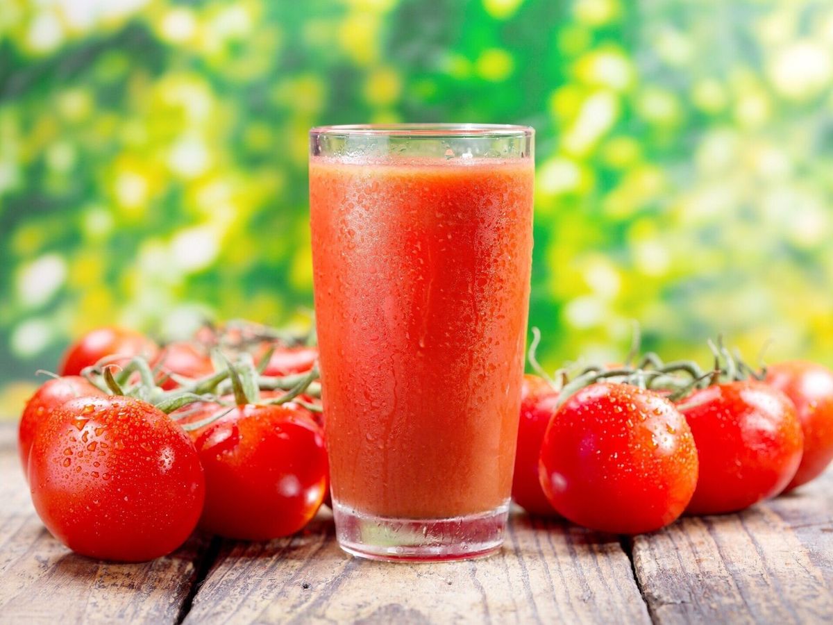 トマトジュースで美肌をめざす！期待できる効果とおすすめの飲み方 - おいしいミニトマト専門店・青果圃