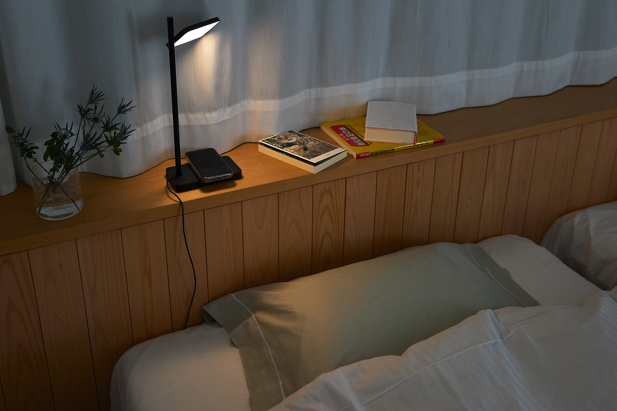 毎夜ベッドで読書する僕がおすすめする読書灯はコレ