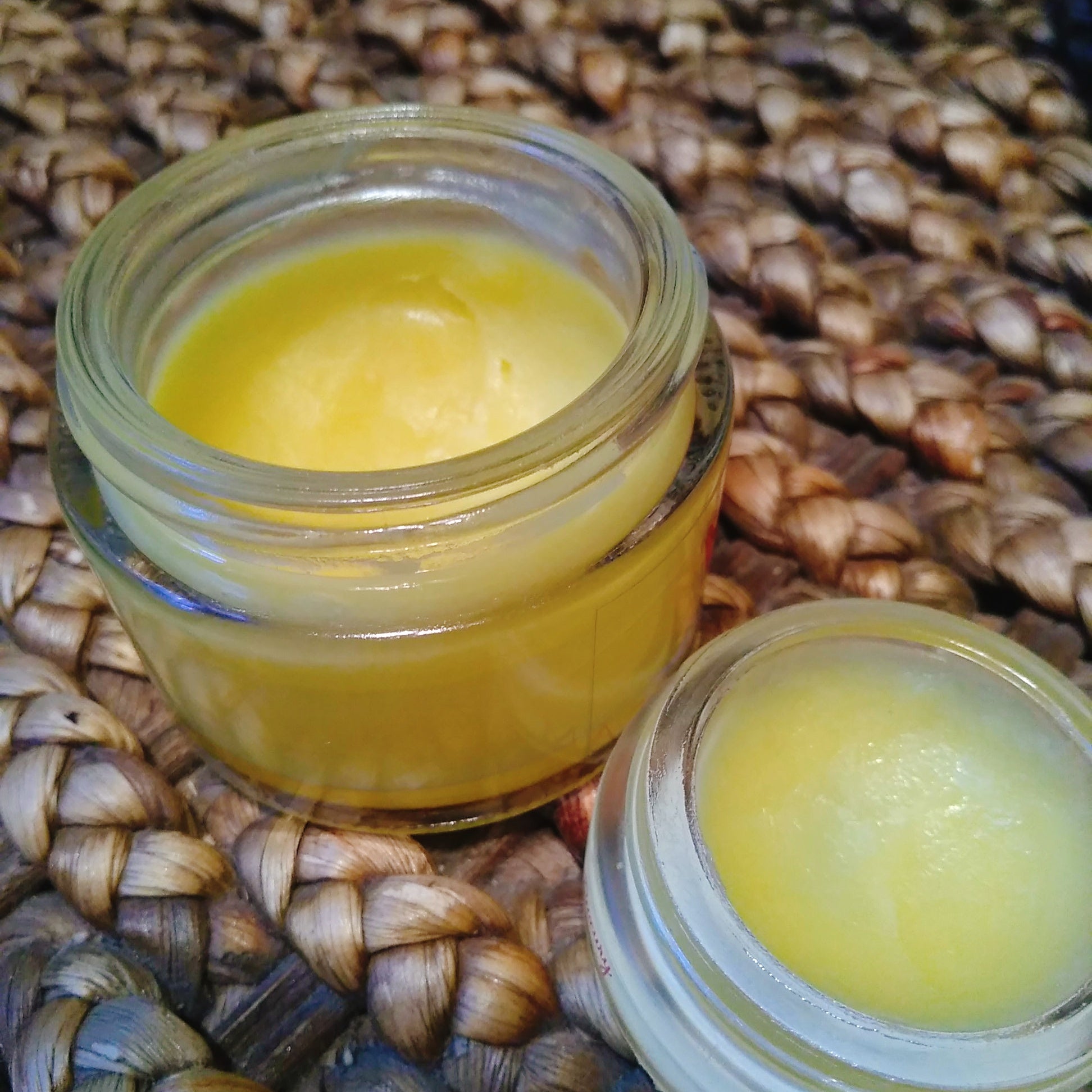 簡単！手作りクリーム ミツロウ・ゴールデンホホバオイル編 手作りコスメ ハンドクリーム