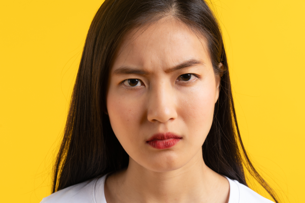 ちょっと珍しめ？三角顔さん🔽 三角顔というよりかは頬骨が気になる人が 多いかも？？ 面長、丸顔、ベース、、どれにも当てはまらない人はもしかしたら三角さんかも！頭全体の骨格バランスまで考えるのがポイントです◎ それぞれの顔型にはいいところいっぱいあります