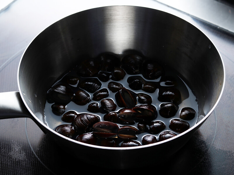 料理のプロが教える『あさりの砂抜きと時間』