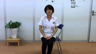 電車通勤・バス通勤・授業中にこの座り方で、腰痛予防ストレッチ～!!一般社団法人シンデレラストレッチ協会