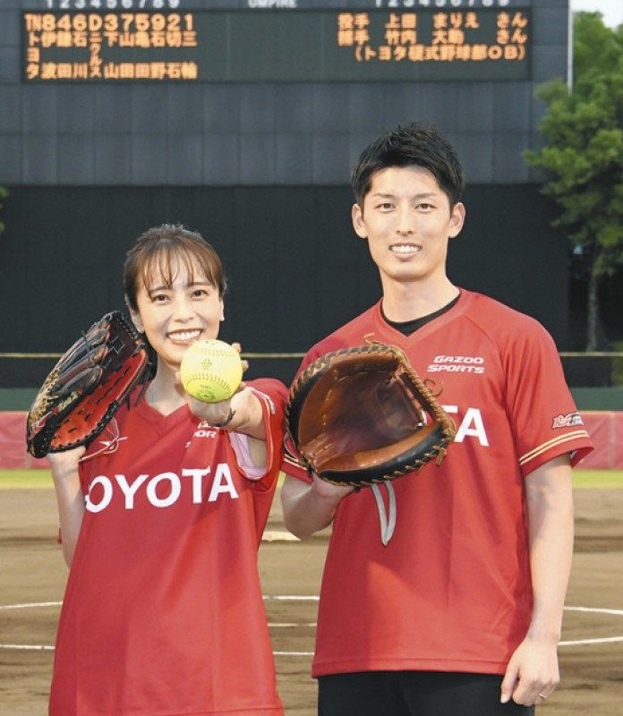 飯豊まりえ「運勢に『モノマネ芸人さんの星が入っている』って言われて、いろいろ納得しました」【ウィークエンド・インタビューズ 第1週／後編】 