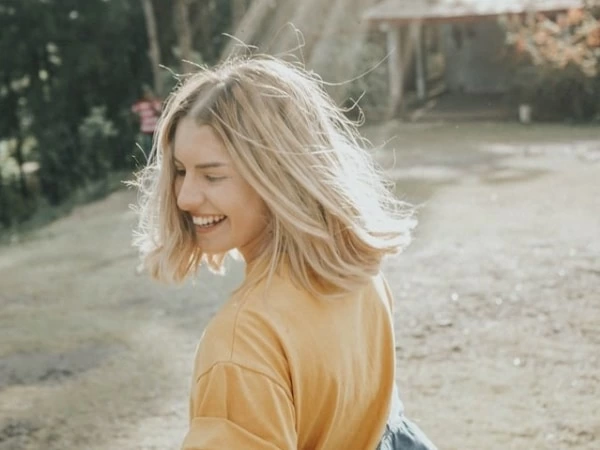 無償の愛」の意味とは？ 無償の愛を与えられる人の特徴や愛されるためのコツも知ろうOggi.jp