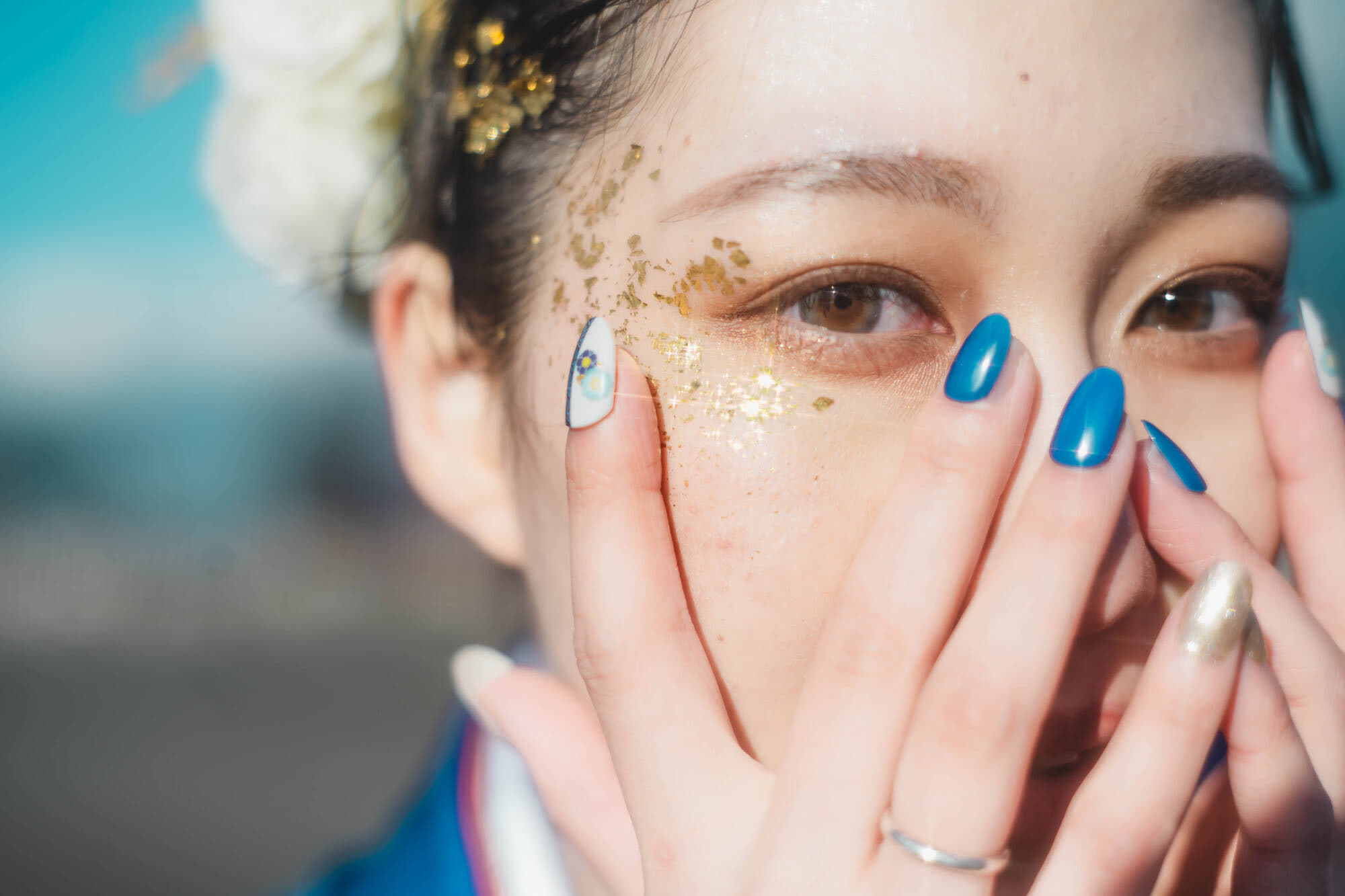 春の大本命トレンド♡「ブルーを着る日」のメイクはどうする？一気に洒落るコツ - CanCam.jp キャンキャン