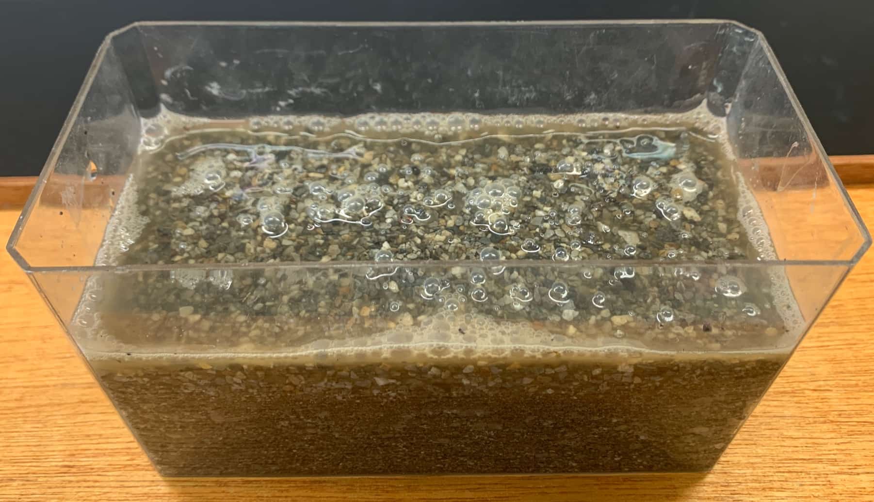 液状化現象とは何か？子供向けの説明と実験をご紹介