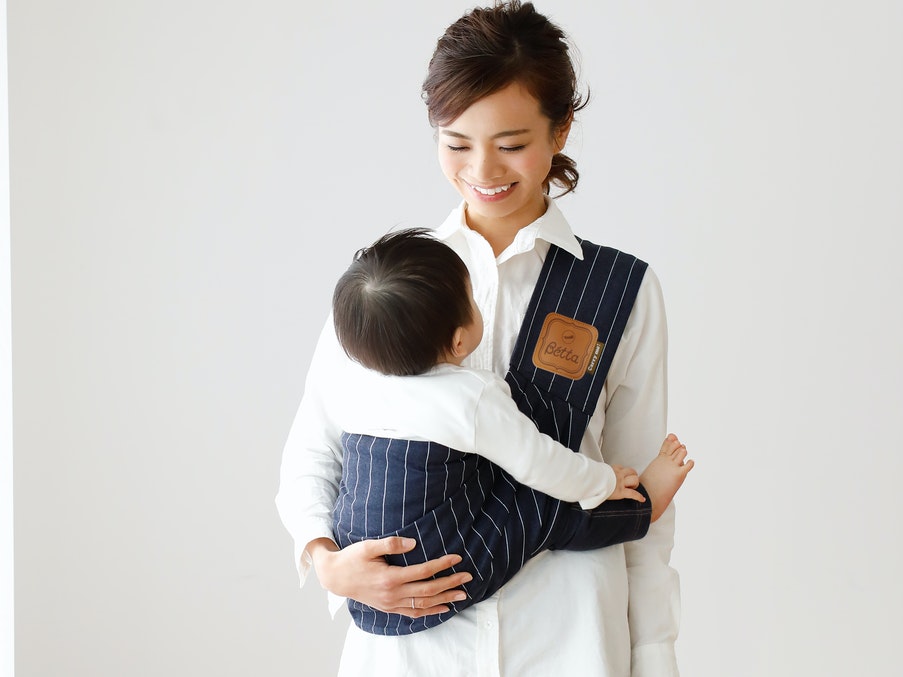 ベッタ キャリーミー ! 新生児から使える抱っこひも – Betta Baby Store