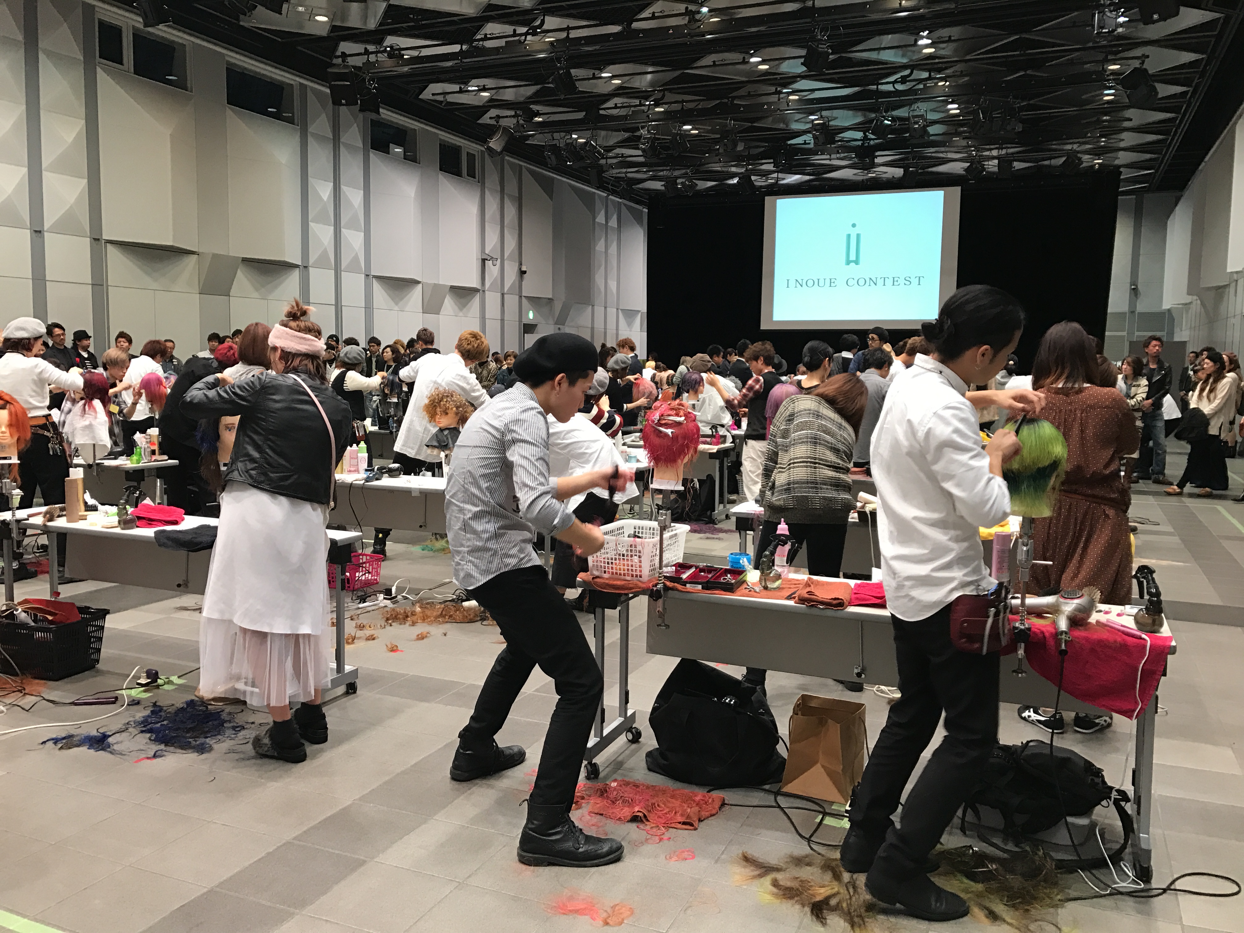 藤原 亮太クイーンズゲート 昭和パレス店の美容師・スタイリストホットペッパービューティ