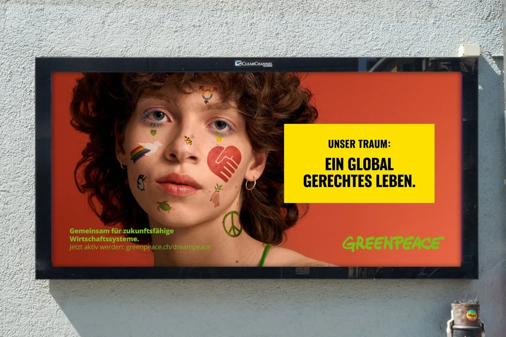 ラッパー百足のタトゥーデザインは？ムカデタトゥーの意味・象徴も紹介！ホワイトタトゥ