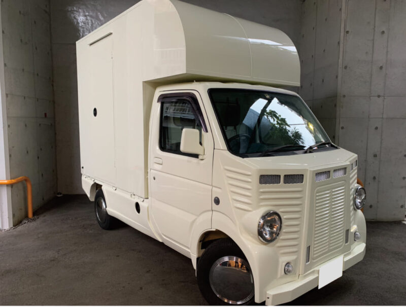 移動式ネイルサロン誕生 「気軽にオシャレ楽しんで」都筑区タウンニュース