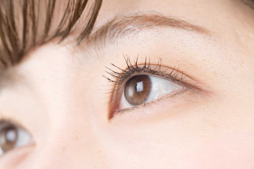 男性が目を細める仕草 後悔しない！脈ありサインの見分け方４選 -bundler