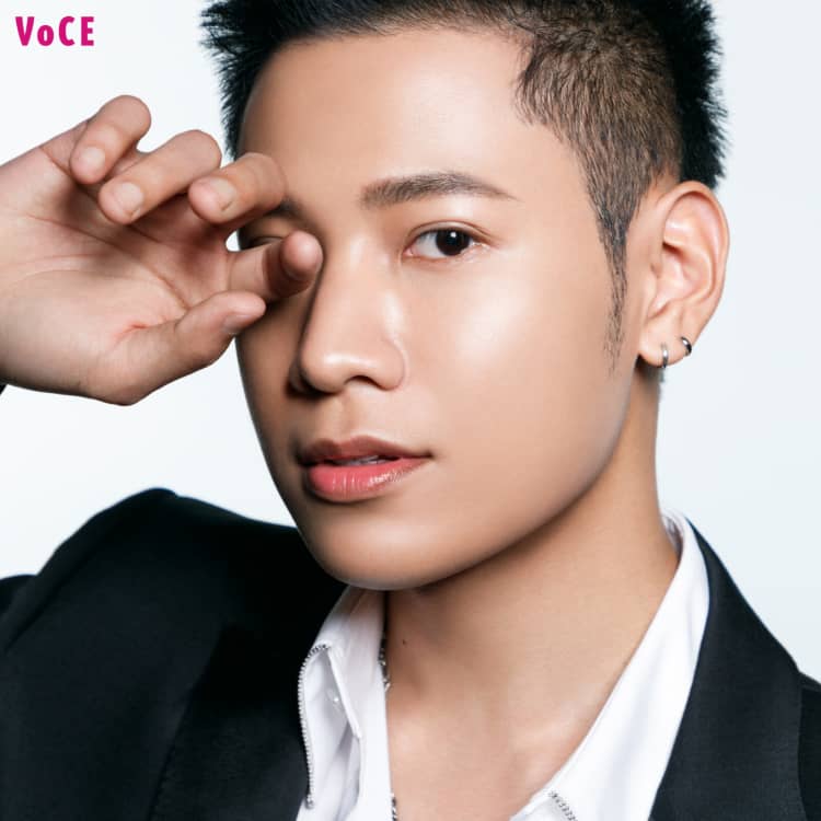 日本人男性の顔 10250003679 の写真・イラスト素材アマナイメージズ