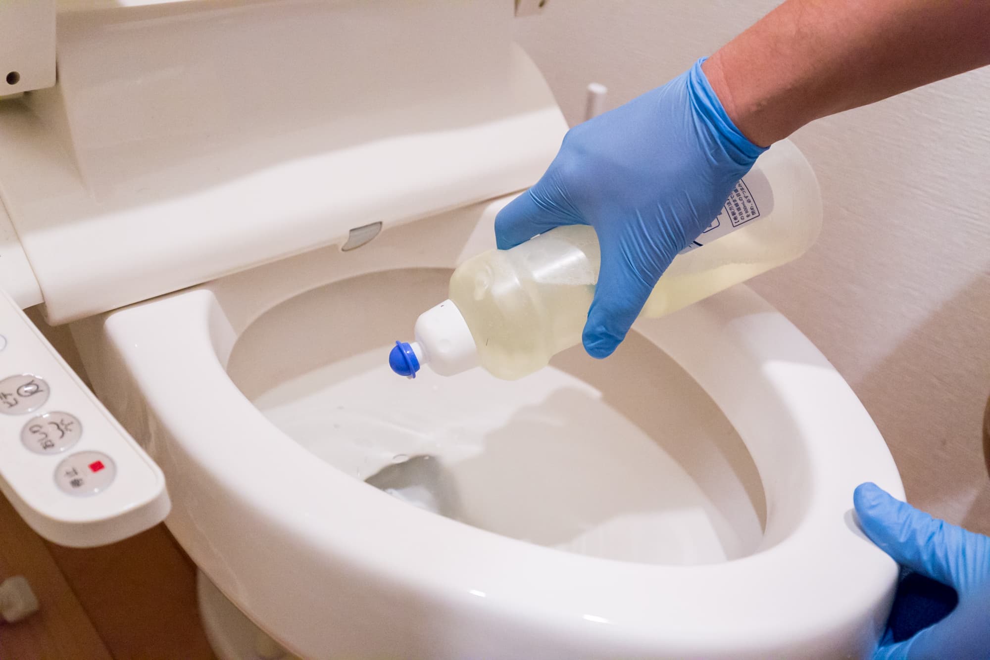 大便器・温水洗浄便座のお掃除方法 パブリック施設向け －トイレのお掃除方法－トイレのお手入れトイレナビ 一般社団法人 日本レストルーム工業会