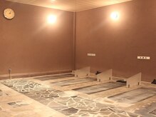 緊急開催❤️‍🔥2 9 日 は素面のいいだ。さん来店！！ 演目タイムテーブルも大公開⏱ 短パン刑事 ？焼肉 ？？？ 今回は予約制ではないので、お気軽にご参加ください🌼 ペア割対象！抽選会参加可能！ 是非お誘い合わせの上ご参加ください💫陽だまりの湯